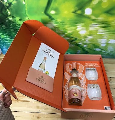 Real Peach Sangria Box
